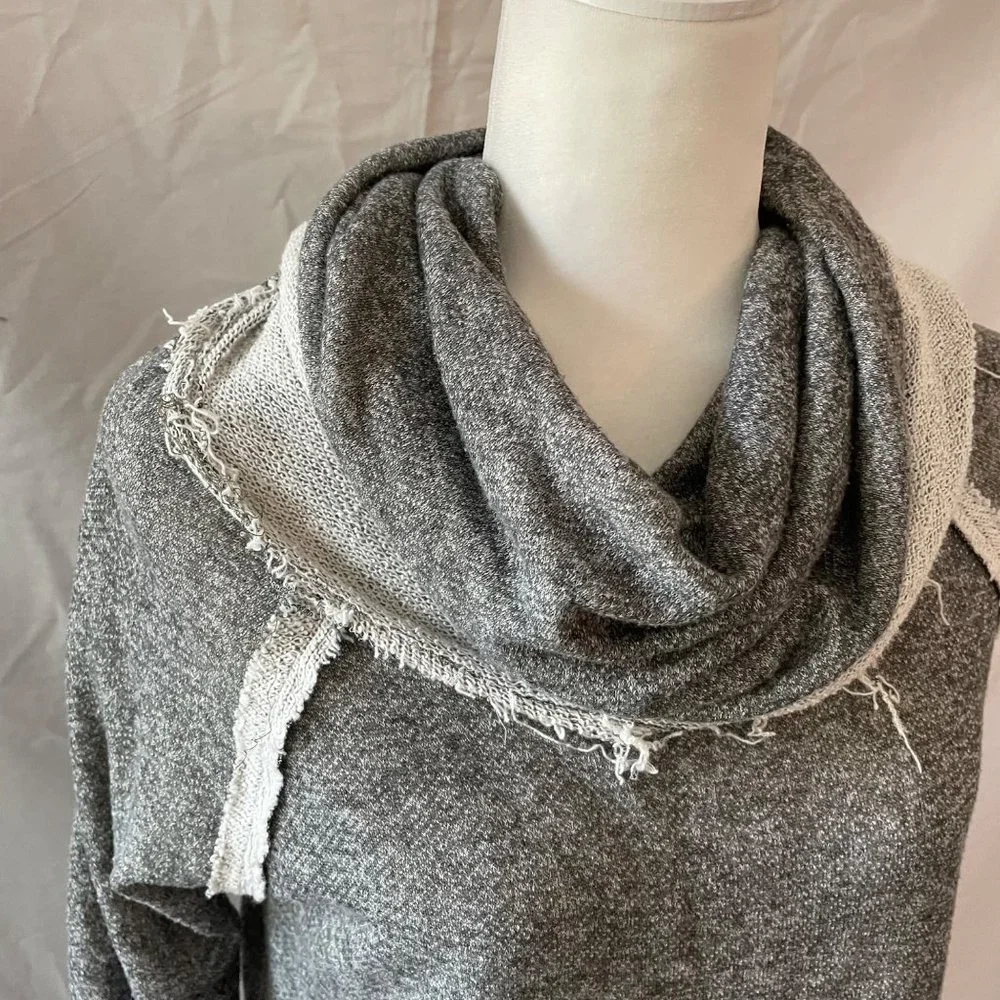 Women’s Sun & Moon Gray Cowl Neck Tunic Sweater size Medium - Picture 2 of 6